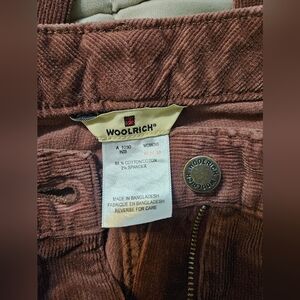 Woolrich womens size 10 maroon corduroy boot cut pants.